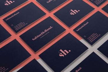 Choosing the Best Font for Business Cards: 10 Tips & Examples